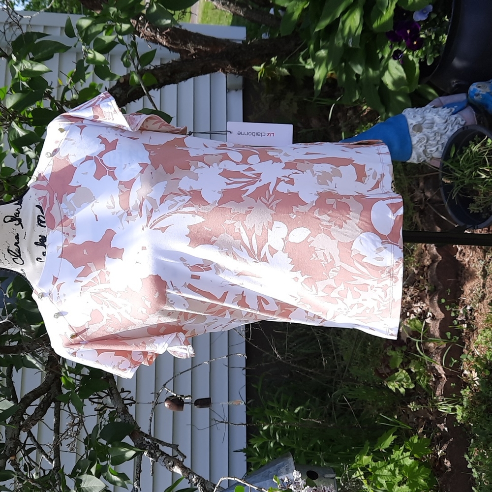 NWT LIZ CLAIBORNE Floral Short Sleeve Blouse